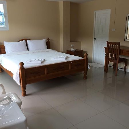 Naithon Beach Residence Kültér fotó